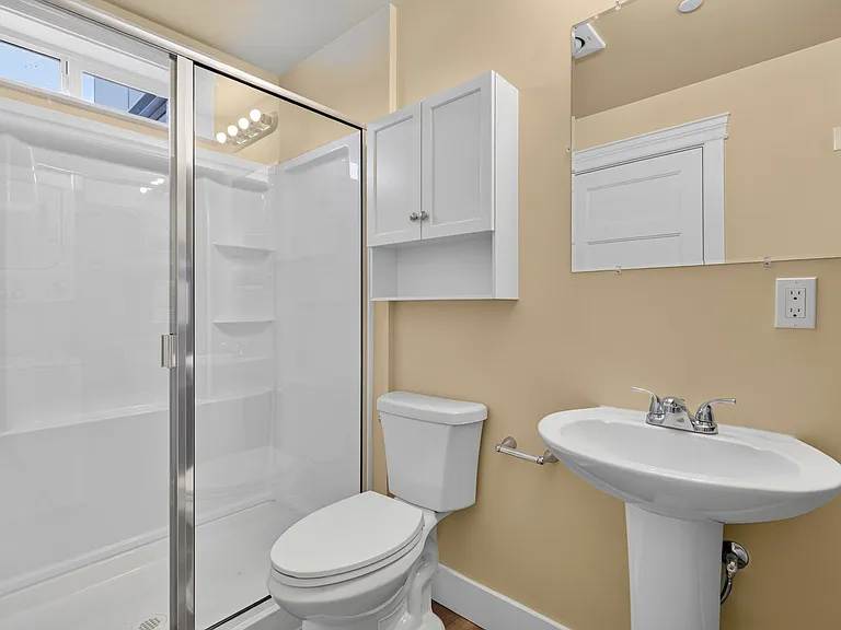 Rare New Construction 3- & 4-Bedroom Homes. Modern living. Spacious floor plans. An unbeatable lo... — Photo 28