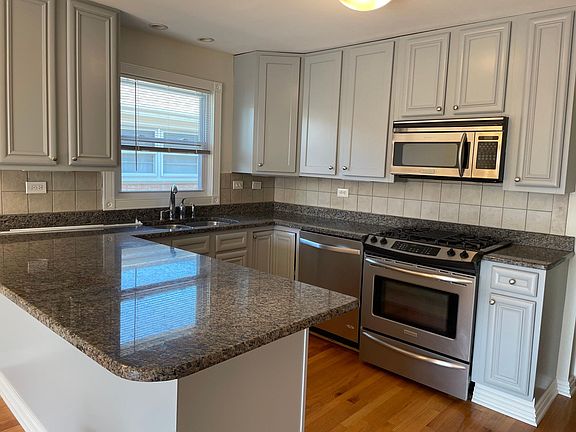 2nd image of 6166 N Melvina Ave APT 2