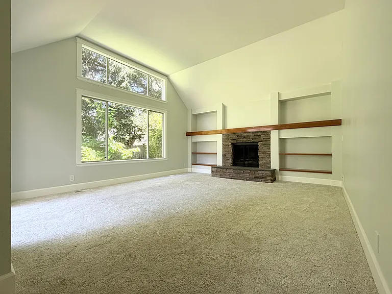 23820 SE 40th Pl — Photo 7