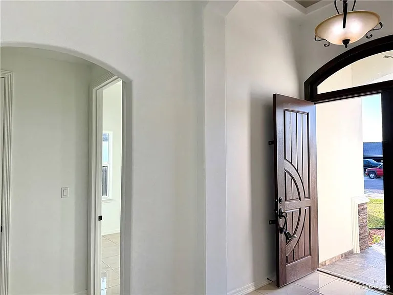 2612 Peace Ave — Photo 7