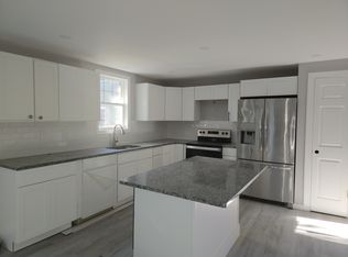 227 Broad St, New London, CT 06320