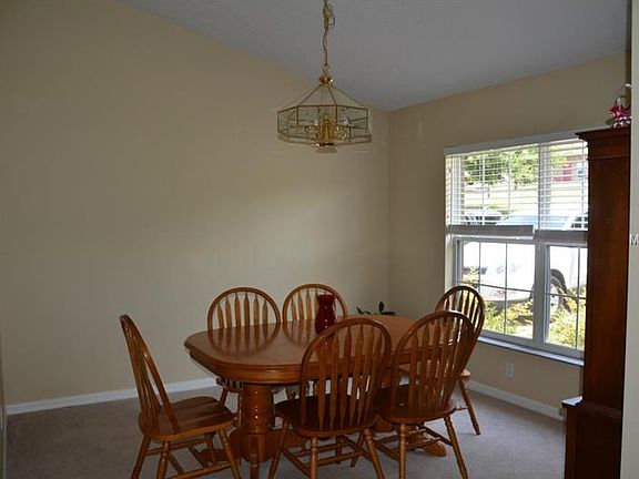 4th image of 1206 Windy Meadow Dr