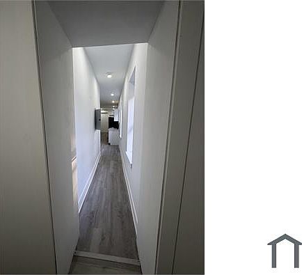 5th image of 1208 N Wilton St #1