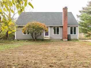 339 Wadleigh Falls Rd, Newmarket, NH 03857