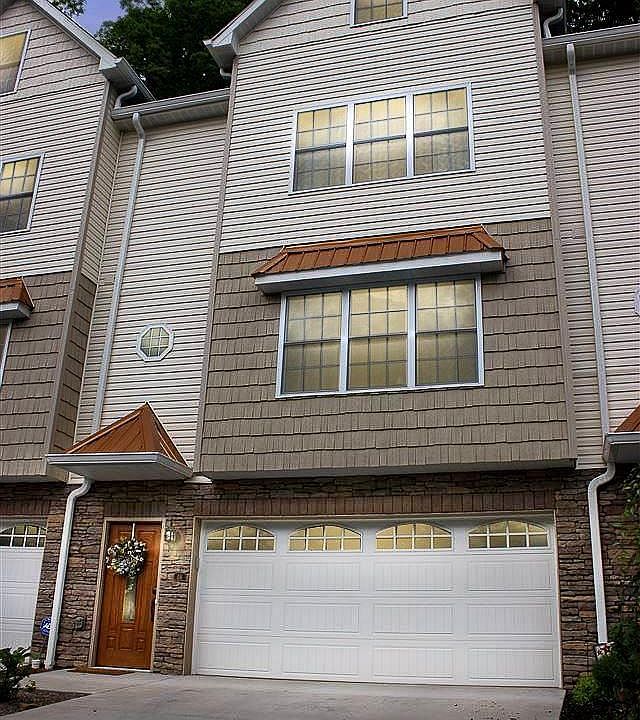 1st image of 46 Westminster Dr