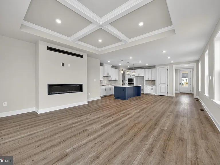 1422 Gilray Dr — Photo 15