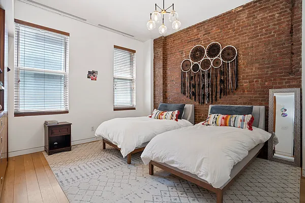 Rented by Douglas Elliman | media 6