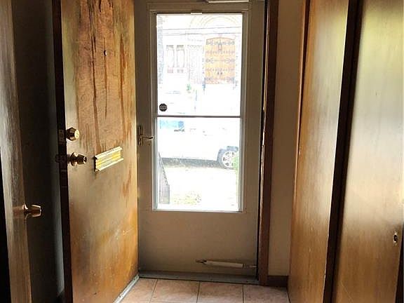 2nd image of 324 Leroy Ave