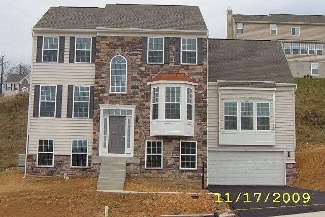 2nd image of 517 Evangeline Dr