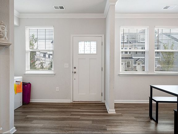 3rd image of 419 Asuza St