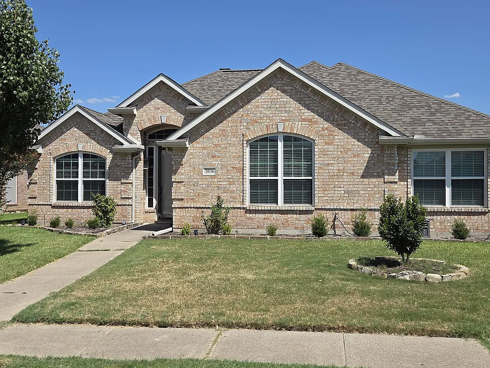 3856 Harrison Dr