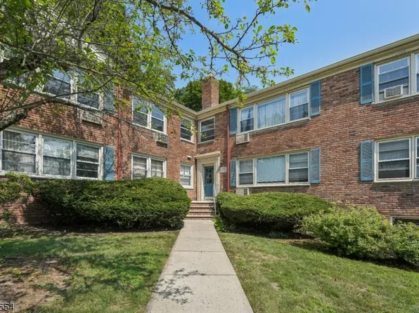 24 Hutton Ave APT 38, West Orange, NJ 07052