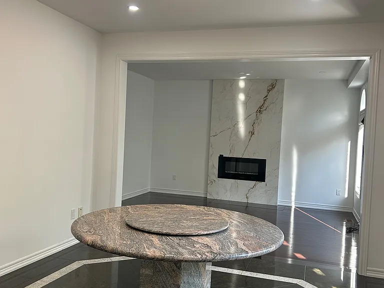 35 Gemini Cres — Photo 14