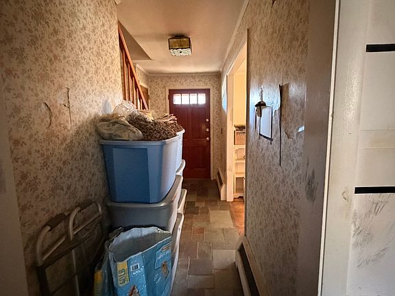 3rd image of 45 Meadow Way