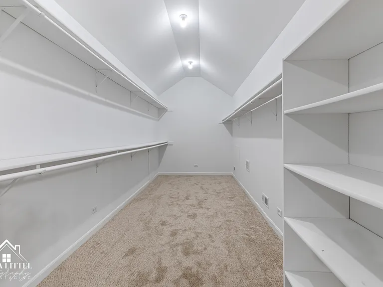 1523 Greenlake Dr — Photo 25