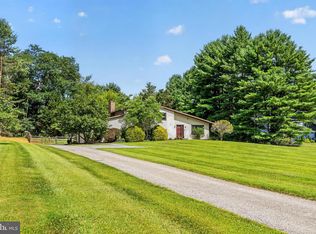 11 Valley Glen Ct, Reisterstown, MD 21136