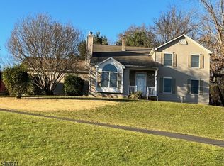 43 Sarepta Rd, Belvidere, NJ 07823