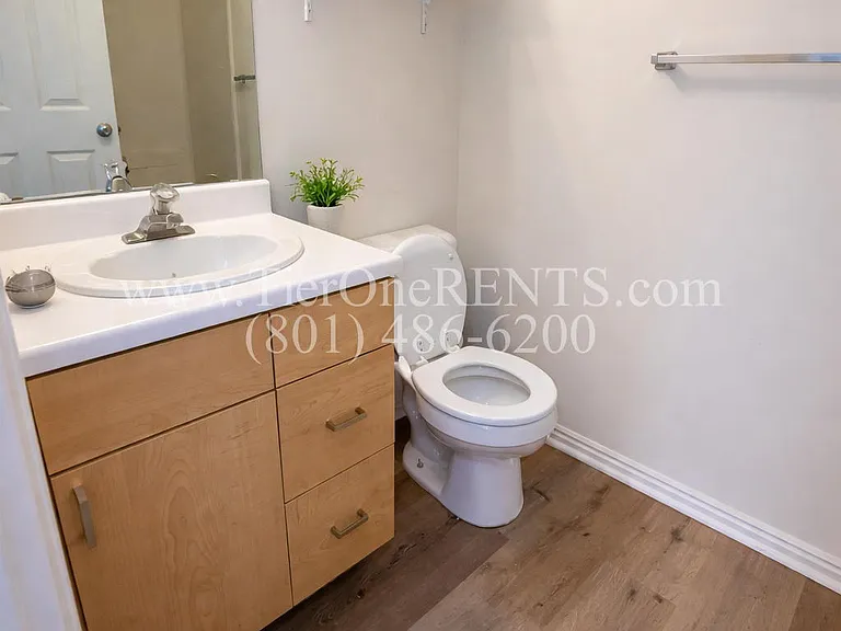 5344 S 3600 W #16 — Photo 8