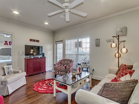 4th image of 700 15th St Unit 3302