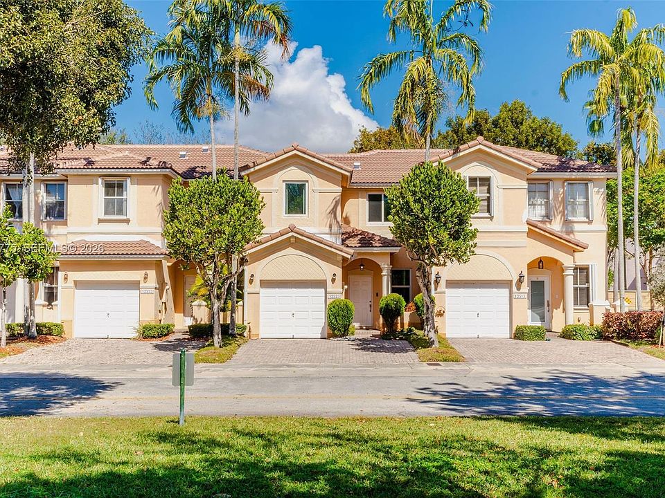 1st image of 12523 SW 121st Way