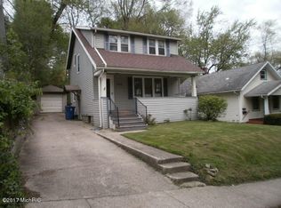 1118 W Maple St, Kalamazoo, MI 49008