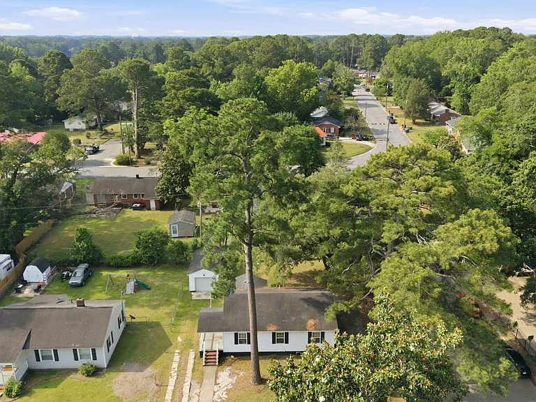 200 S Sylvan Dr — Photo 10