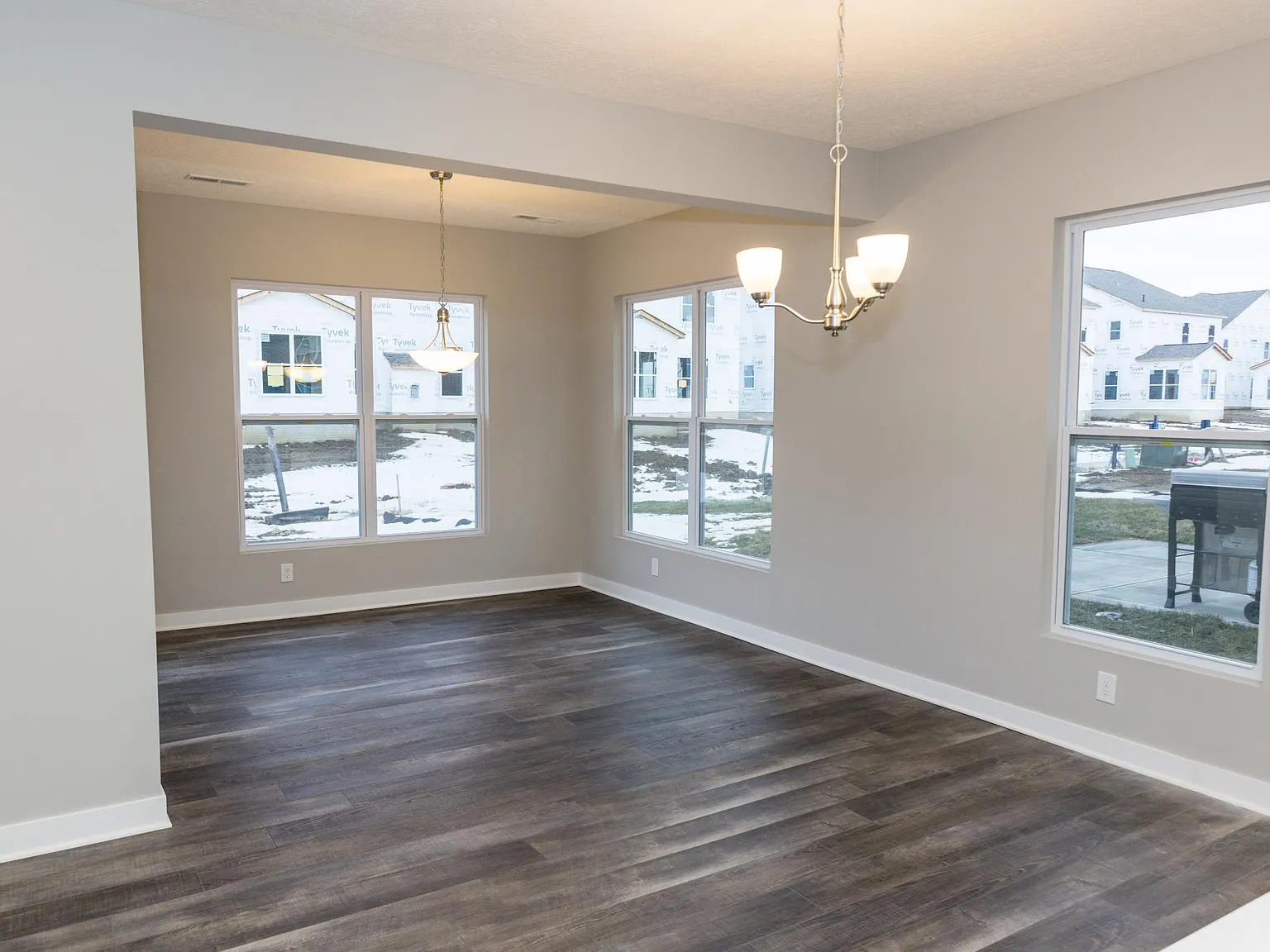 3825 Legacy Rd — Photo 4