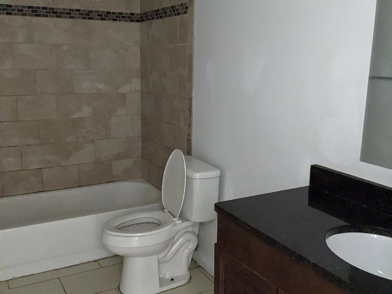 2805 Evelyn Ave — Photo 3