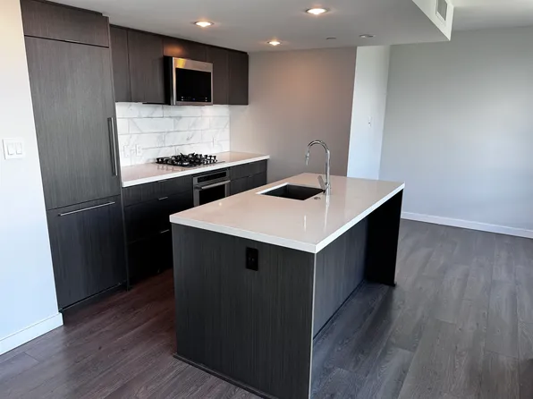 8189 Cambie St #1904, Vancouver, BC V6P 0G6