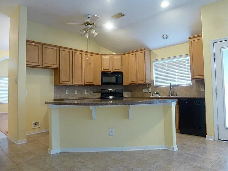 12619 Aubreywood Ln — Photo 7