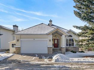 118 NE Douglas Woods Hl SE, Calgary, AB T2Z 2G6