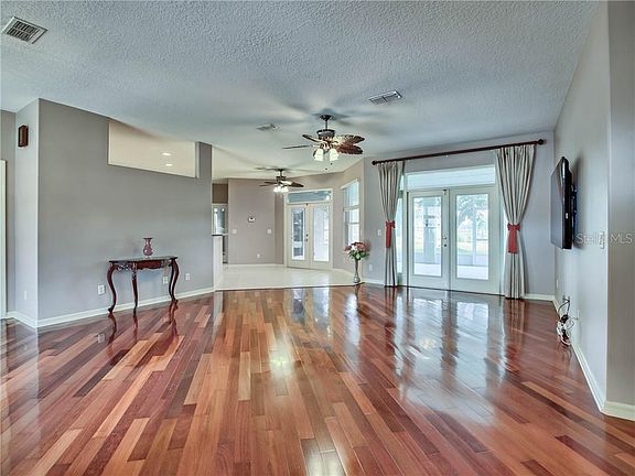 5th image of 39541 Grove Hts