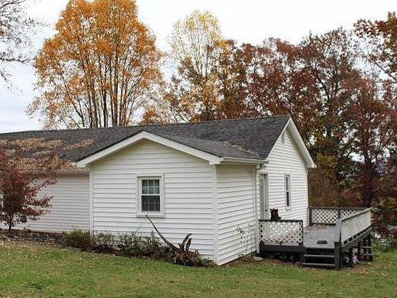 2nd image of 148 Holcomb St
