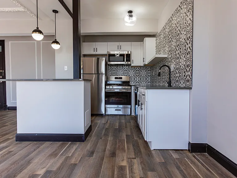 1917 S Grand Blvd #407 — Photo 5