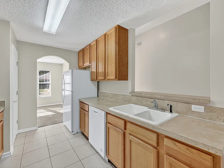 9205 Redtail Dr — Photo 10