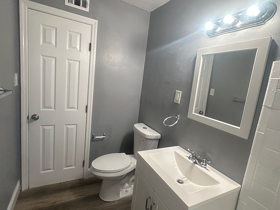 3rd image of 3627 17th Ave S #1/2