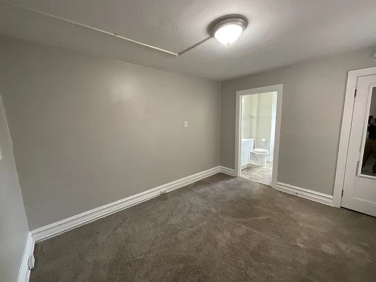 124 York St #2 — Photo 4