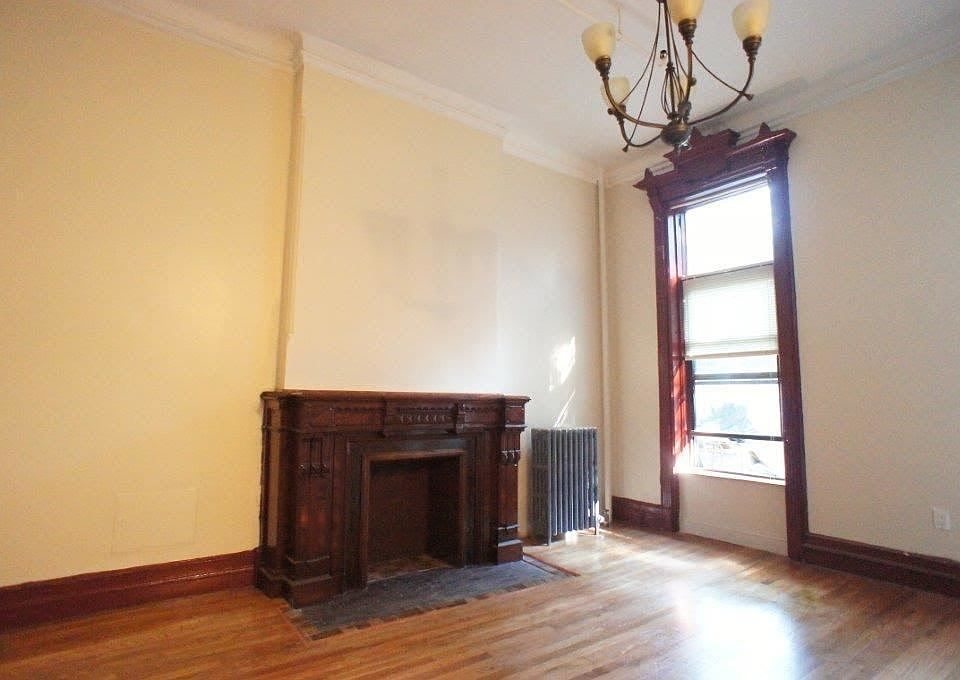 1st image of 12 E 12th St #2B