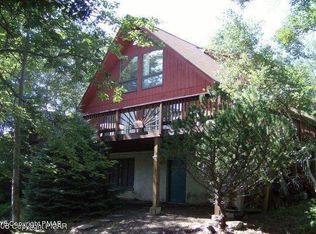 342 Mountain Top Lake Rd, Long Pond, PA 18334