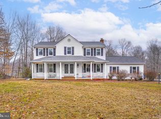 9900 Charles St, La Plata, MD 20646