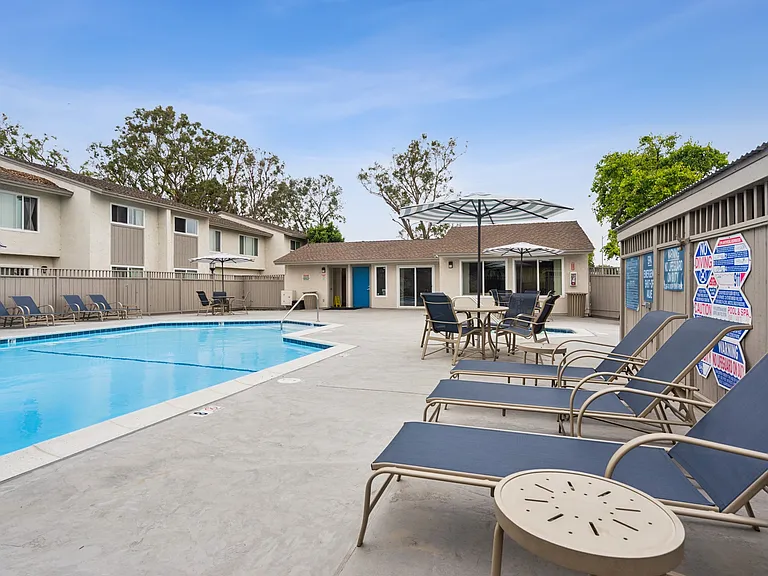 Oceanwood Apartments — Photo 25
