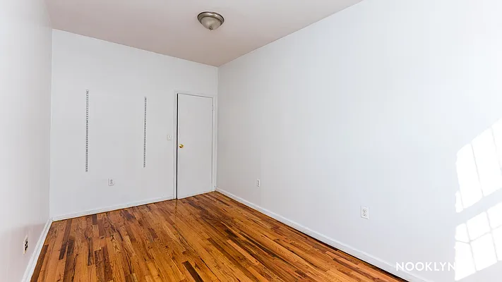 Rented by Nooklyn NYC LLC | media 20
