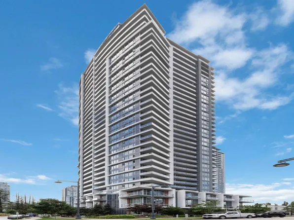 13308 Central Ave #1310, Surrey, BC V3T 0M4