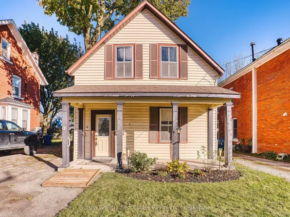 32 Falstaff St, Stratford, ON N5A 3T3