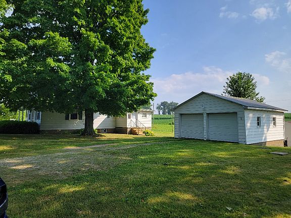 3rd image of 8381 Martinsburg Rd