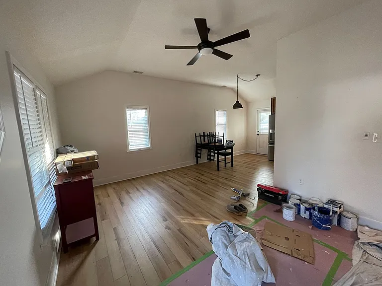 106 Airport Rd — Photo 4