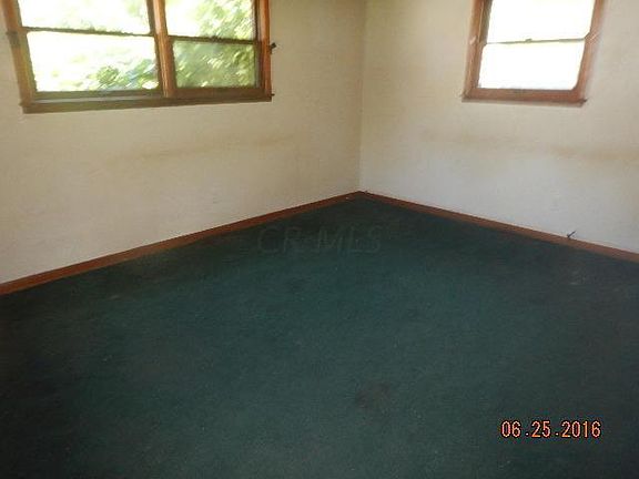 2nd image of 791 N Dawson Ave