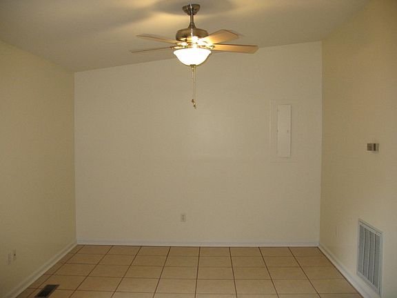 5th image of 1150 Fairview St #2