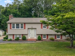 28 Ladyslipper Dr, Shrewsbury, MA 01545