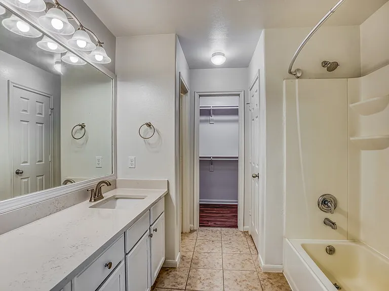 13034 Rose Landing Dr — Photo 12
